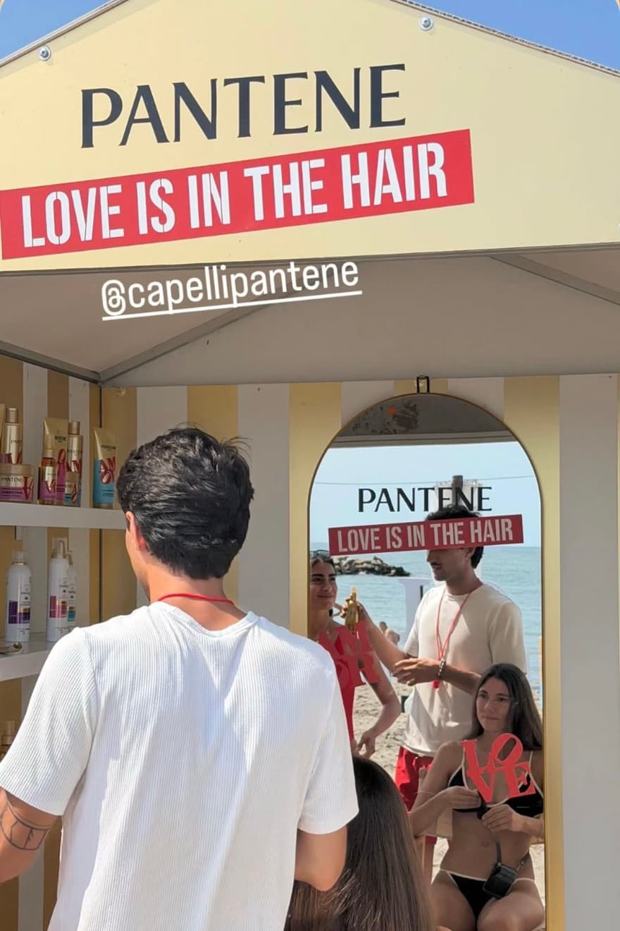 Pantene Love Tour — Love Station cabin with Rescue Kit