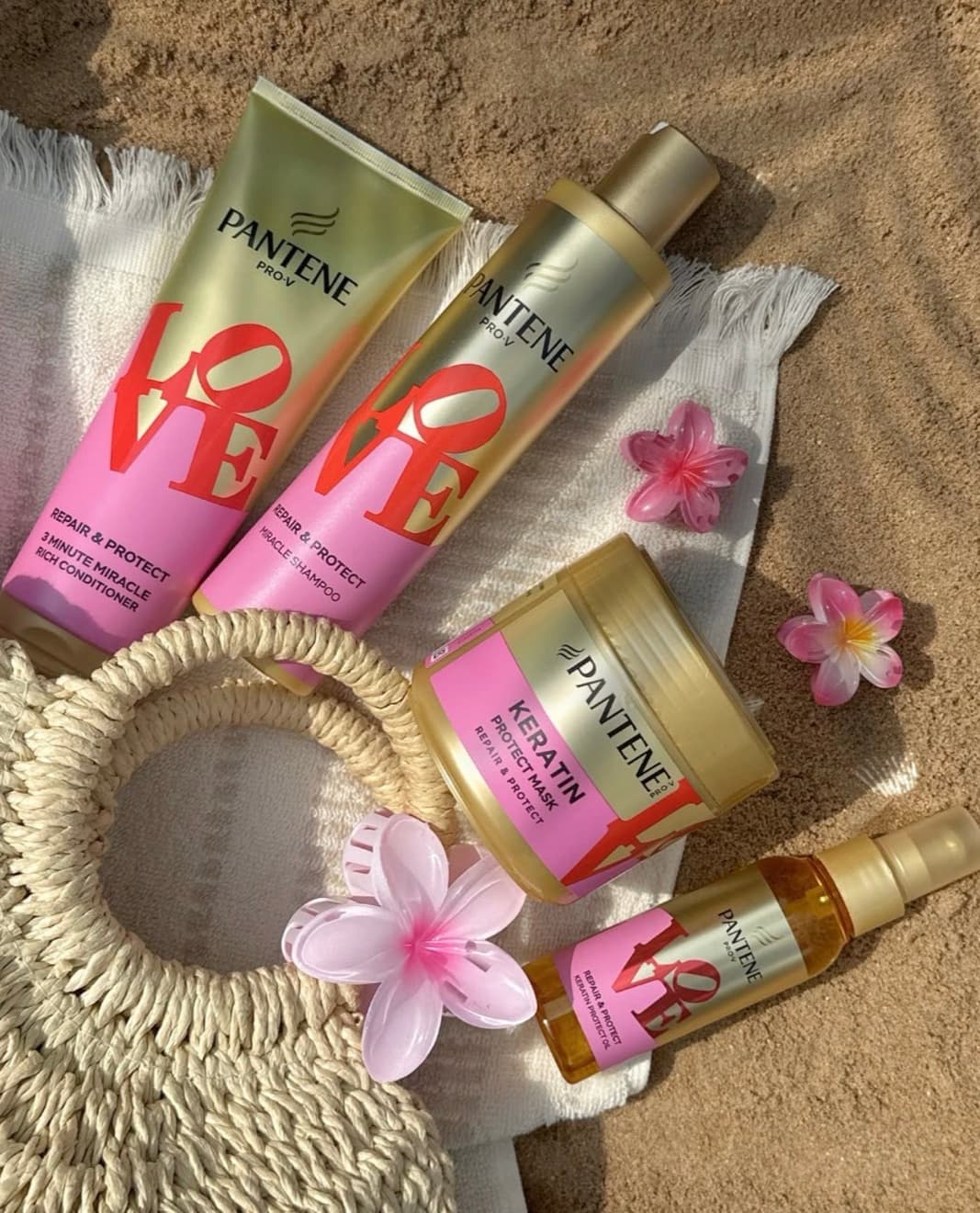 Pantene Love Limited Edition — products on the sand