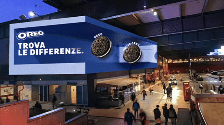 Oreo New Oreo — giant 'spot the difference' DOOH installation